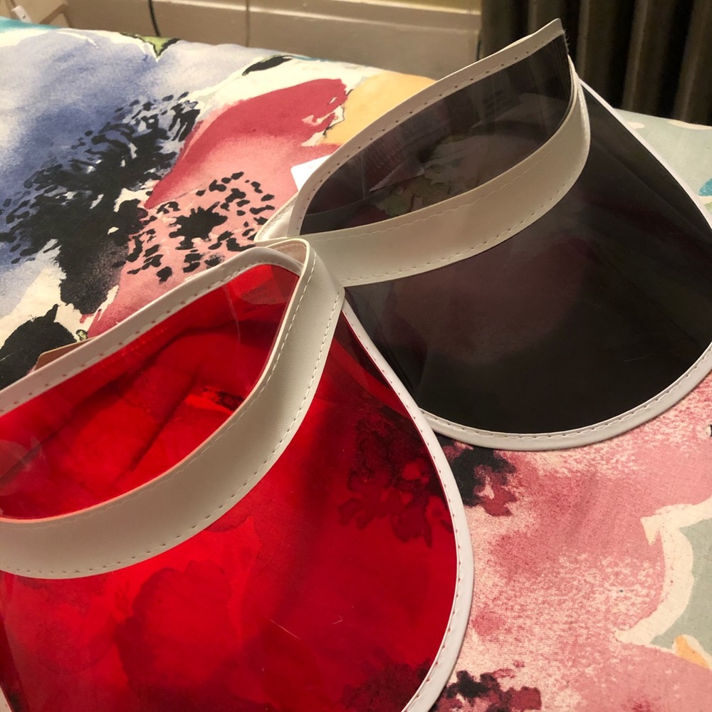 Clear visors❤️🖤